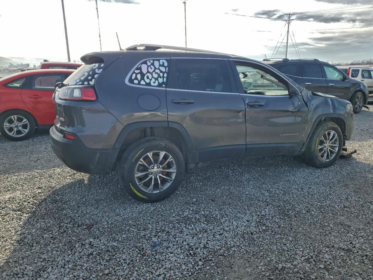 2021 JEEP CHEROKEE LATITUDE PLUS photo 3