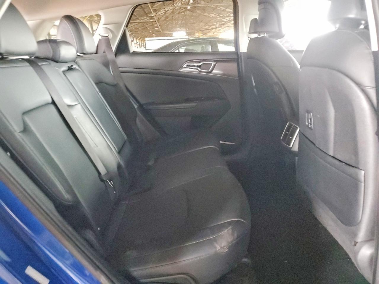 2023 KIA SPORTAGE EX photo 10