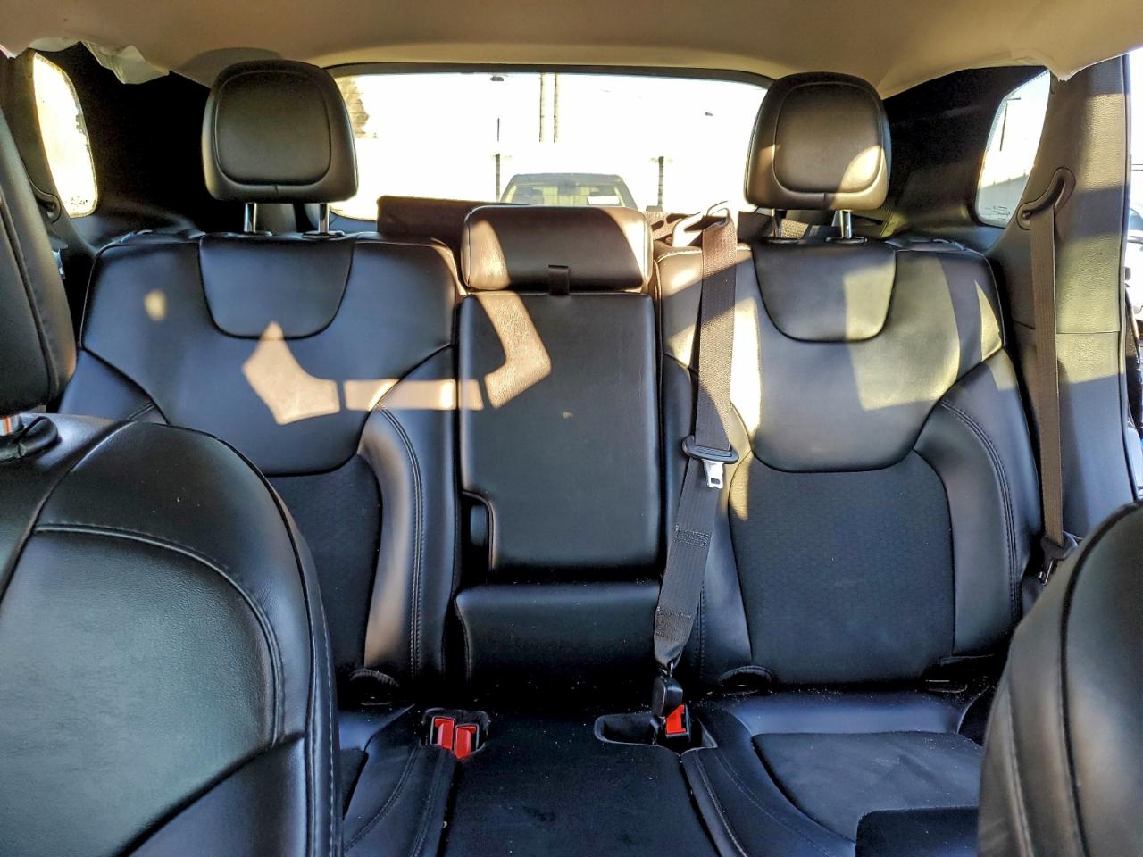 2021 JEEP CHEROKEE LATITUDE PLUS photo 10