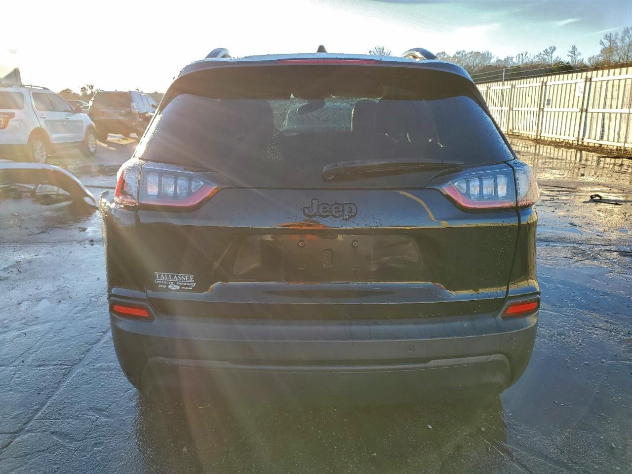 2021 JEEP CHEROKEE LATITUDE PLUS photo 6