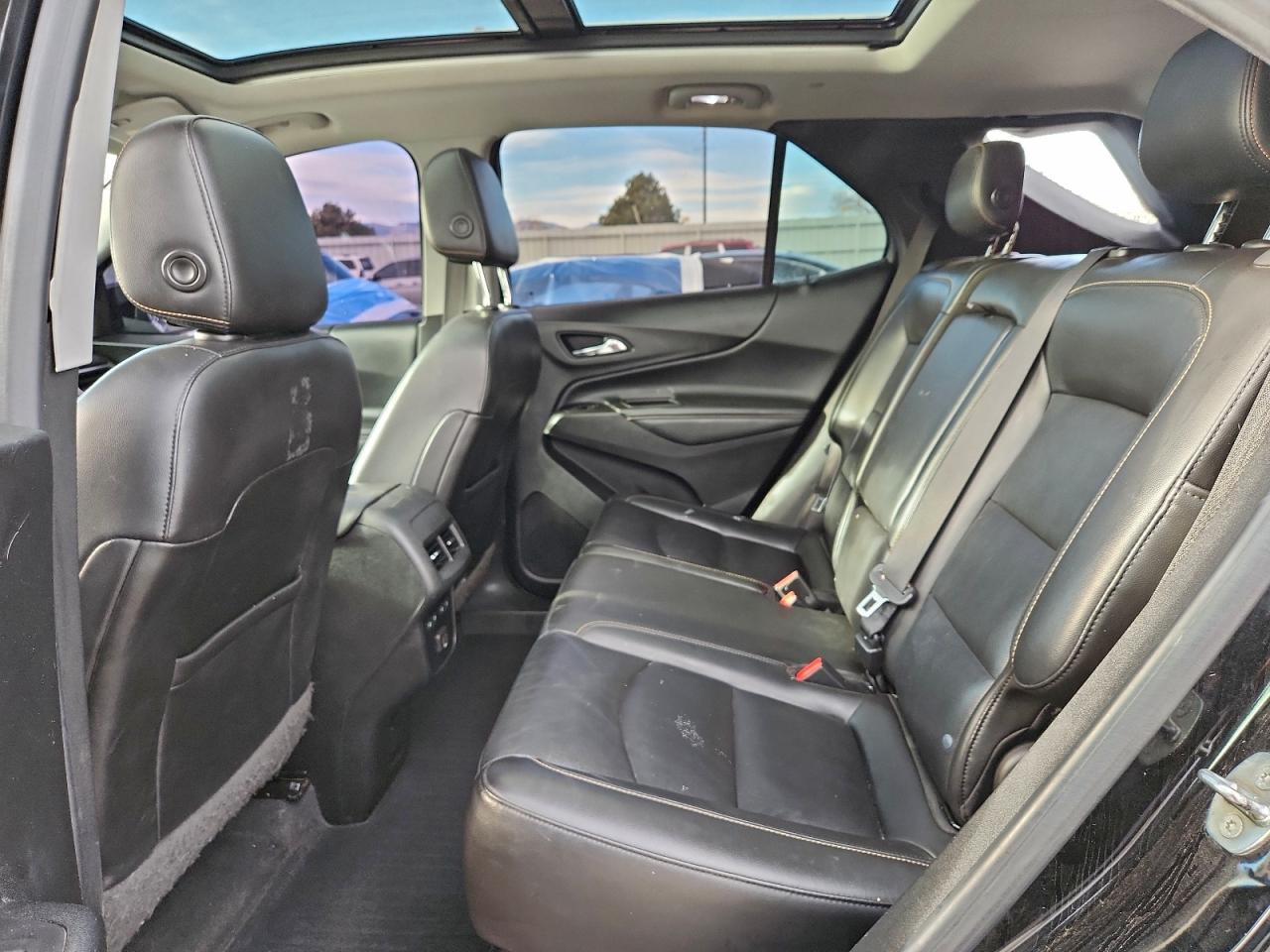2020 CHEVROLET EQUINOX PREMIER photo 11