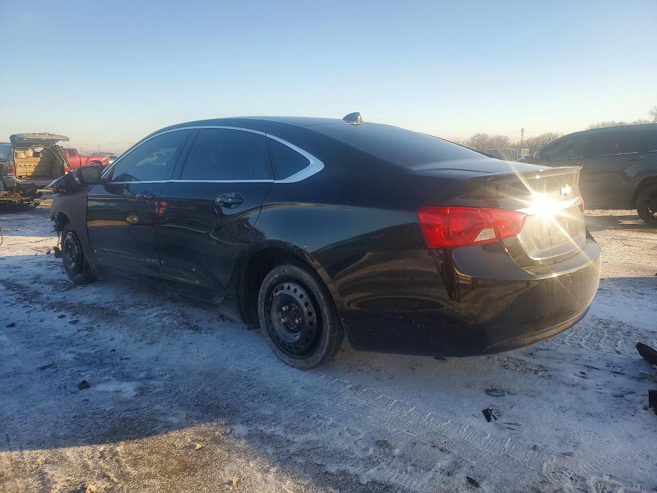 2014 CHEVROLET IMPALA LT photo 2