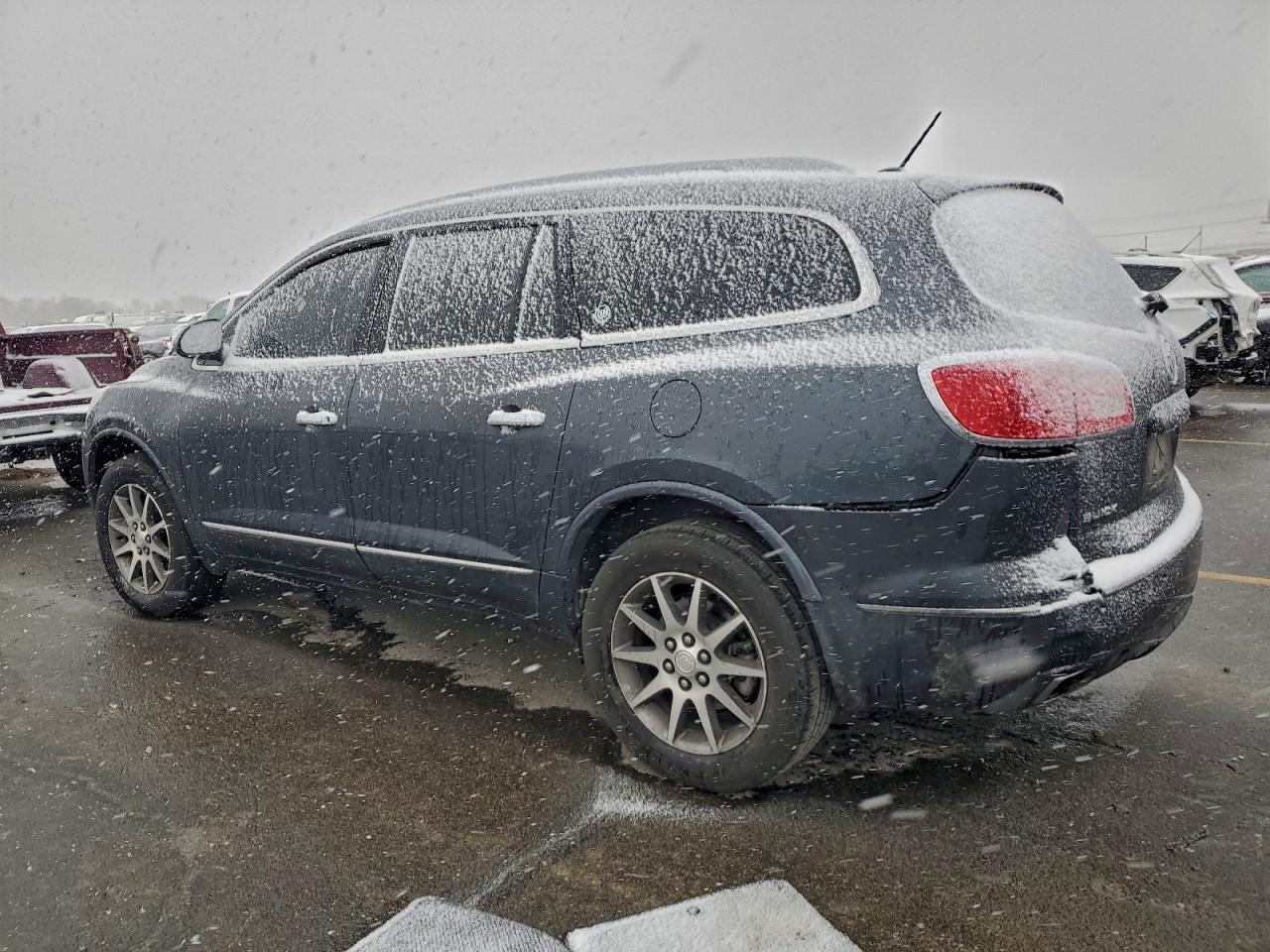 2014 BUICK ENCLAVE photo 2