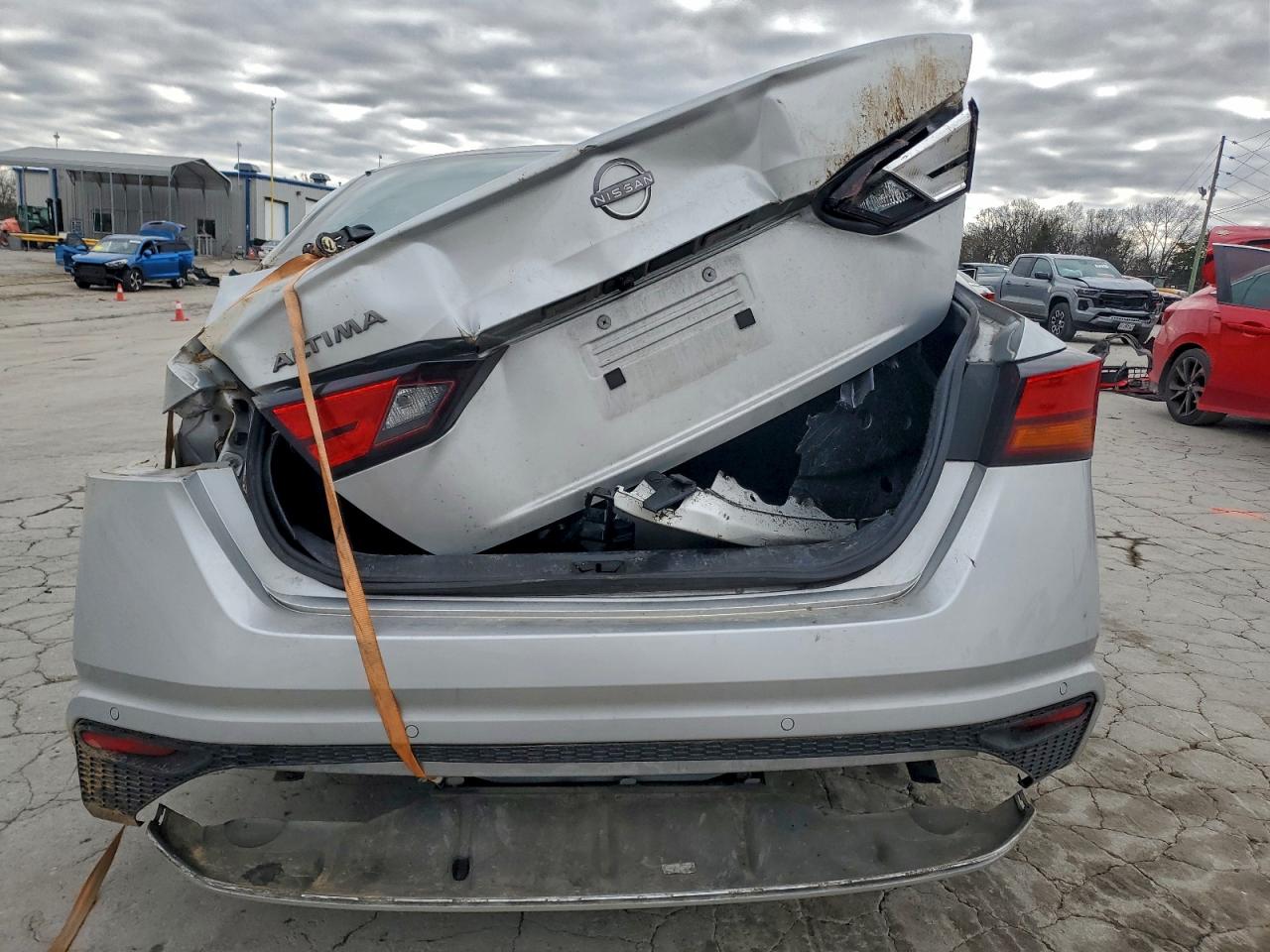 2024 NISSAN ALTIMA S photo 6