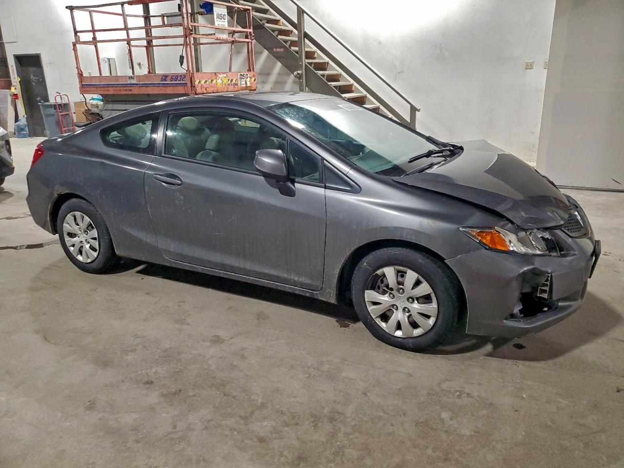 2012 HONDA CIVIC LX photo 4
