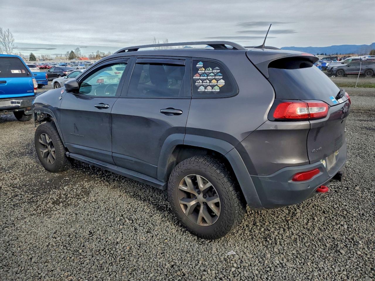 2018 JEEP CHEROKEE TRAILHAWK photo 2