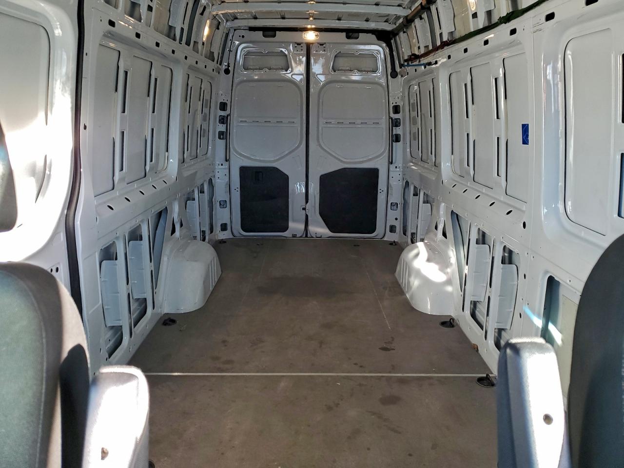 2023 MERCEDES-BENZ SPRINTER 2500 photo 10