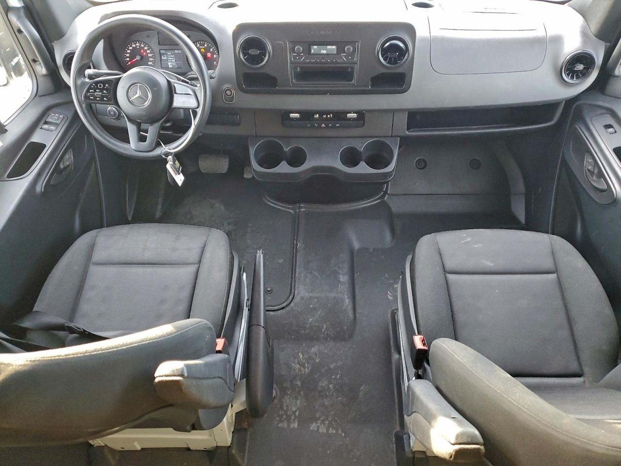 2023 MERCEDES-BENZ SPRINTER 2500 photo 8