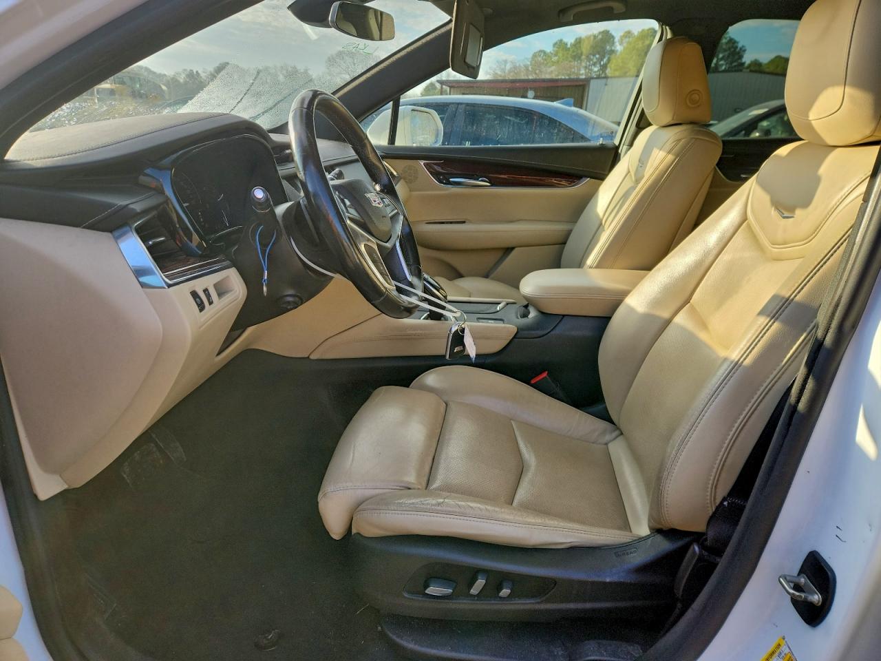 2017 CADILLAC XT5 LUXURY photo 7
