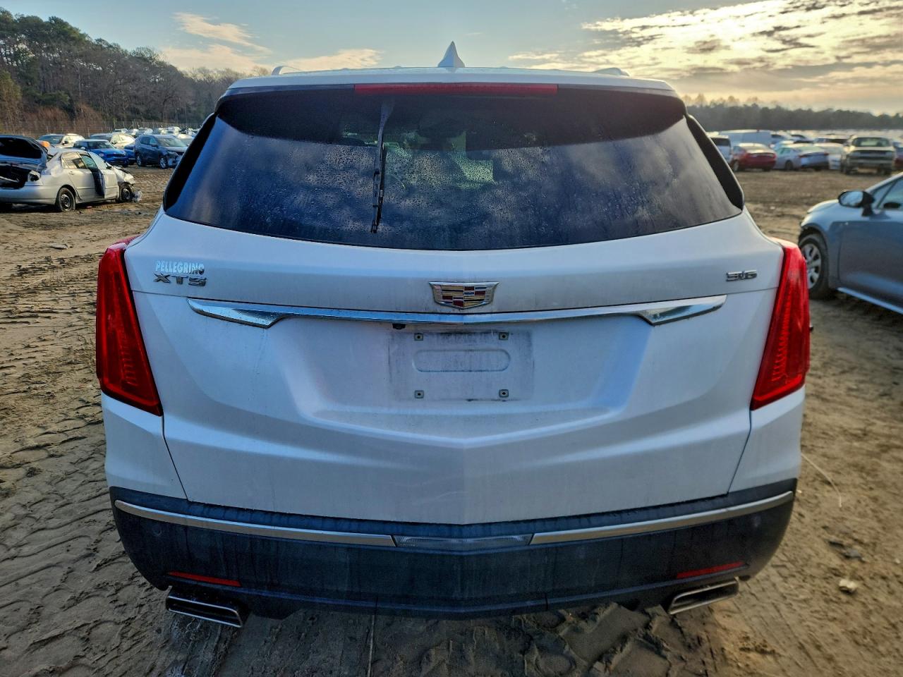 2017 CADILLAC XT5 LUXURY photo 6