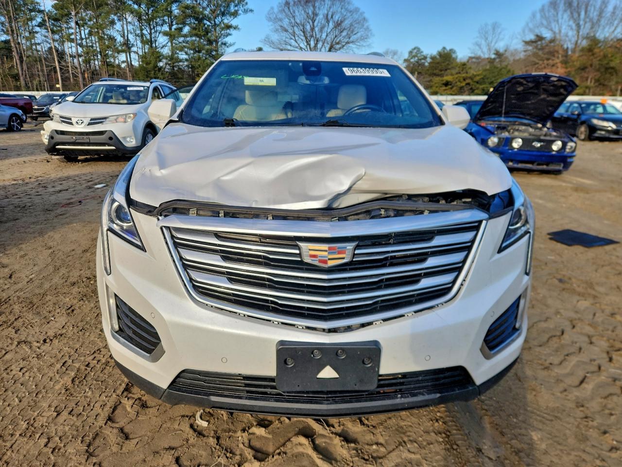 2017 CADILLAC XT5 LUXURY photo 5