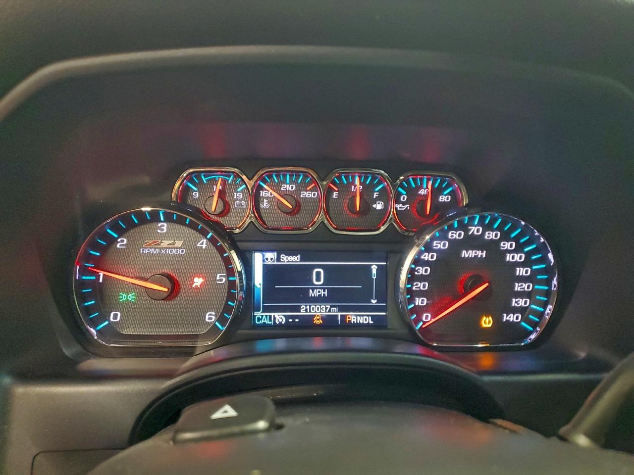2017 CHEVROLET SILVERADO K1500 LT photo 9