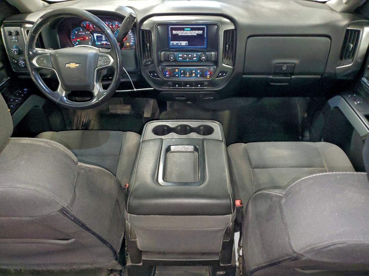 2017 CHEVROLET SILVERADO K1500 LT photo 8