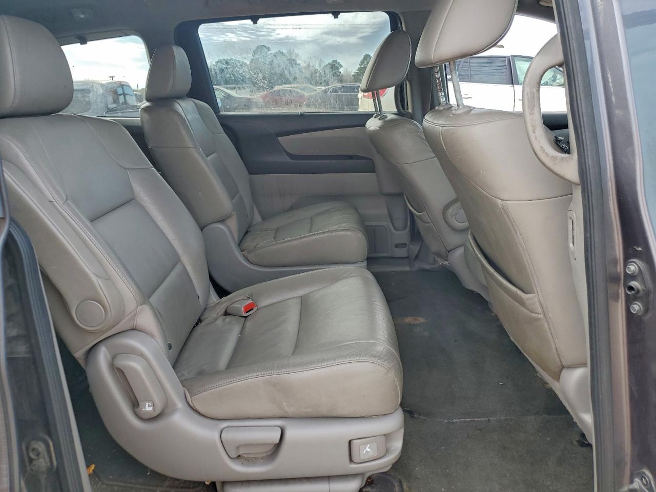 2016 HONDA ODYSSEY EXL photo 11