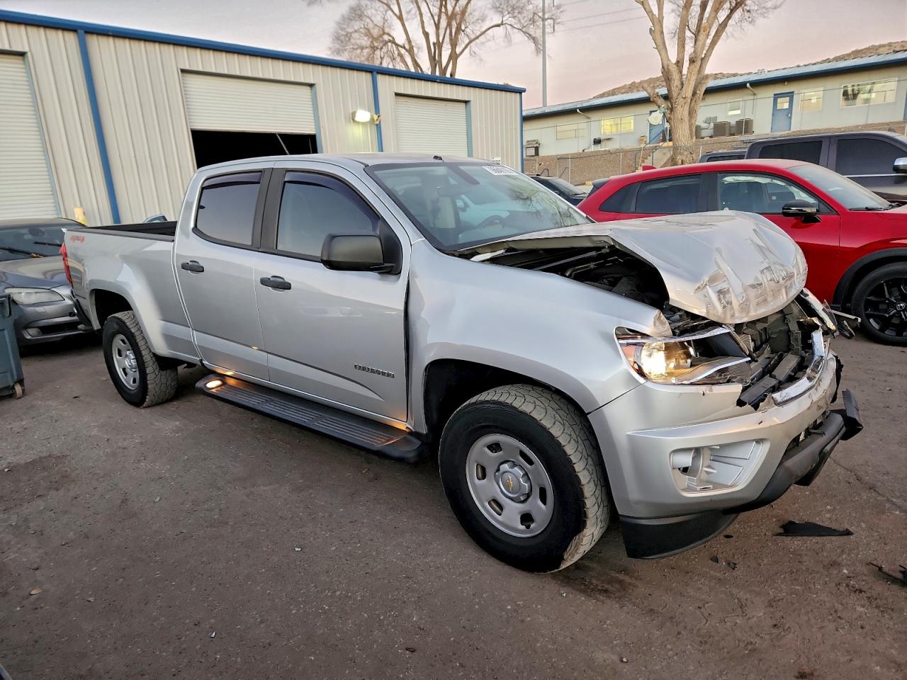 2018 CHEVROLET COLORADO photo 4
