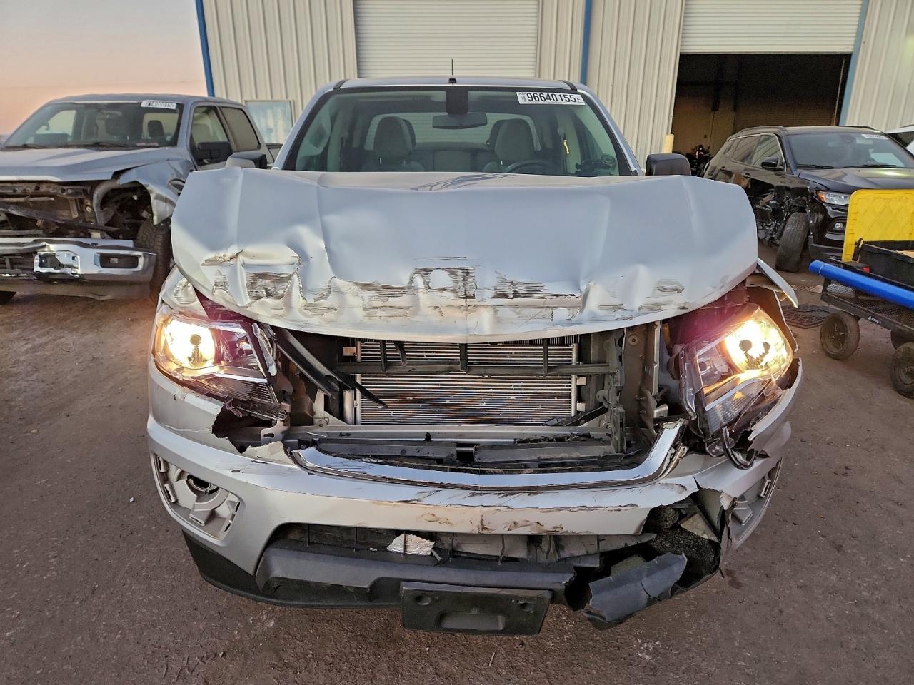 2018 CHEVROLET COLORADO photo 5