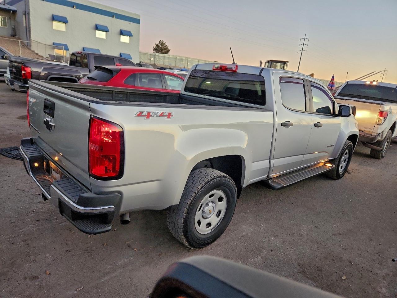 2018 CHEVROLET COLORADO photo 3