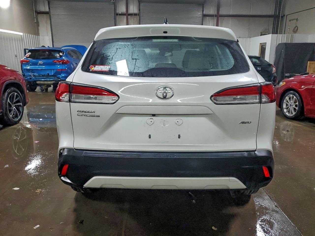 2023 TOYOTA COROLLA CROSS L photo 6