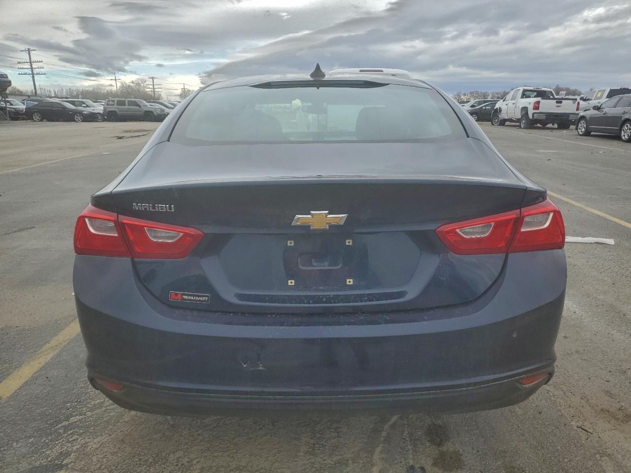 2018 CHEVROLET MALIBU LS photo 6