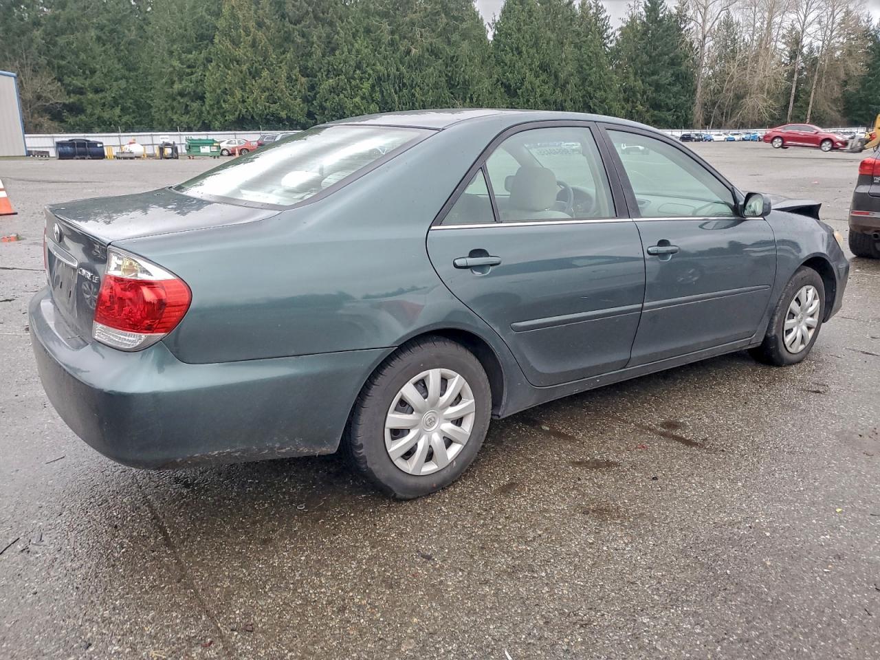 2006 TOYOTA CAMRY LE photo 3
