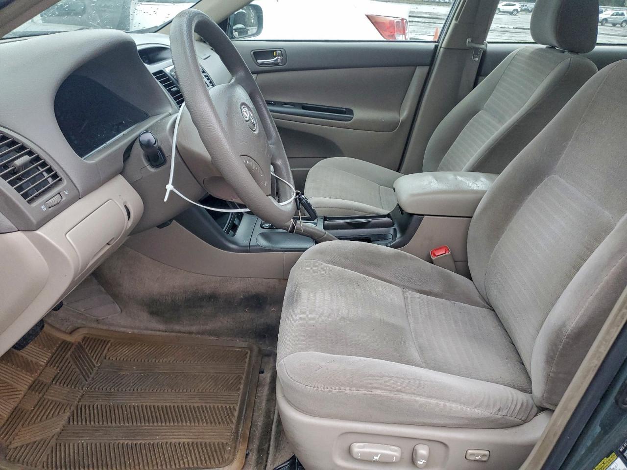 2006 TOYOTA CAMRY LE photo 7