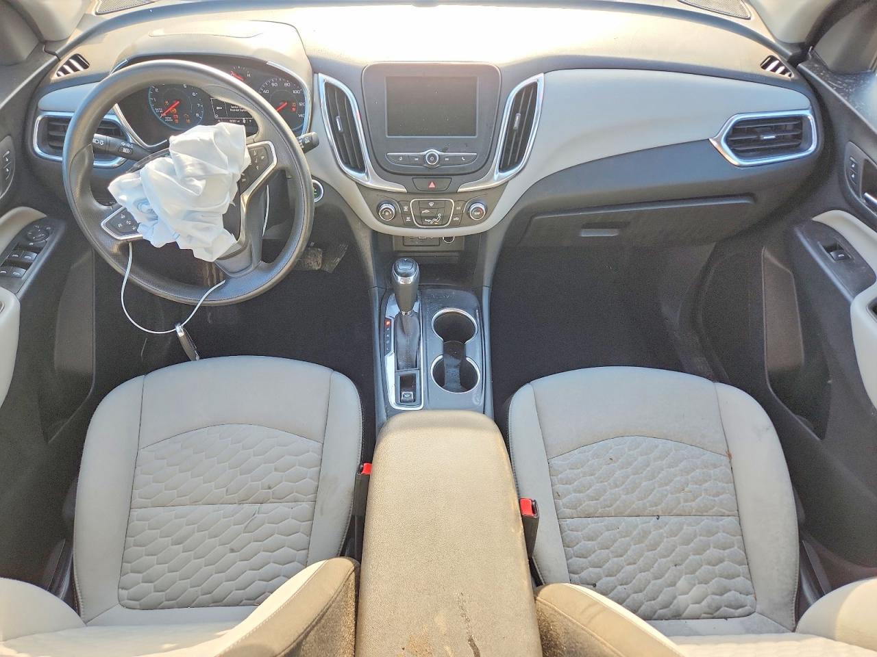 2020 CHEVROLET EQUINOX photo 8