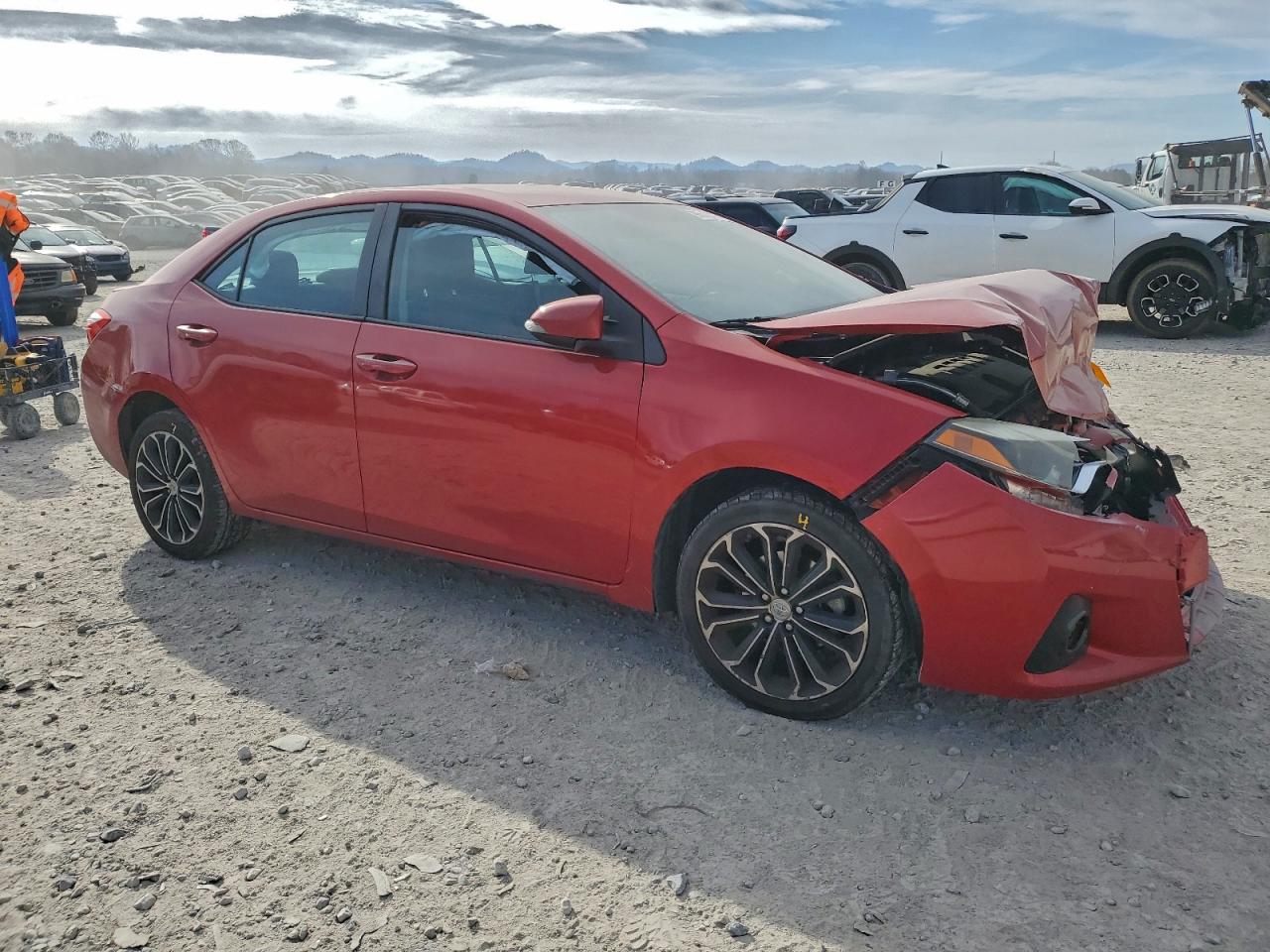 2016 TOYOTA COROLLA L photo 4