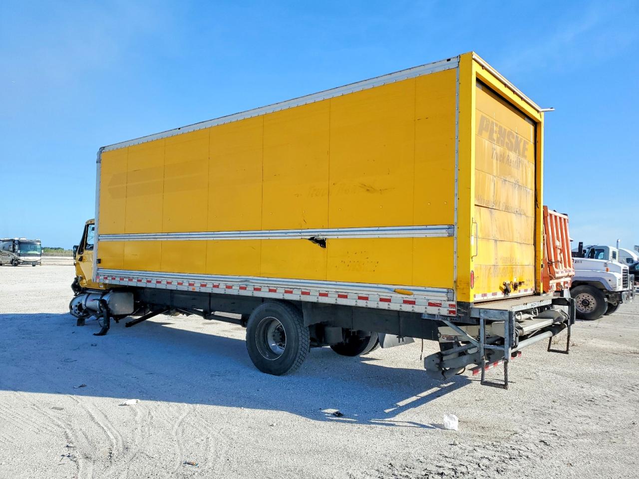 2019 INTERNATIONAL 4000 4300 photo 2