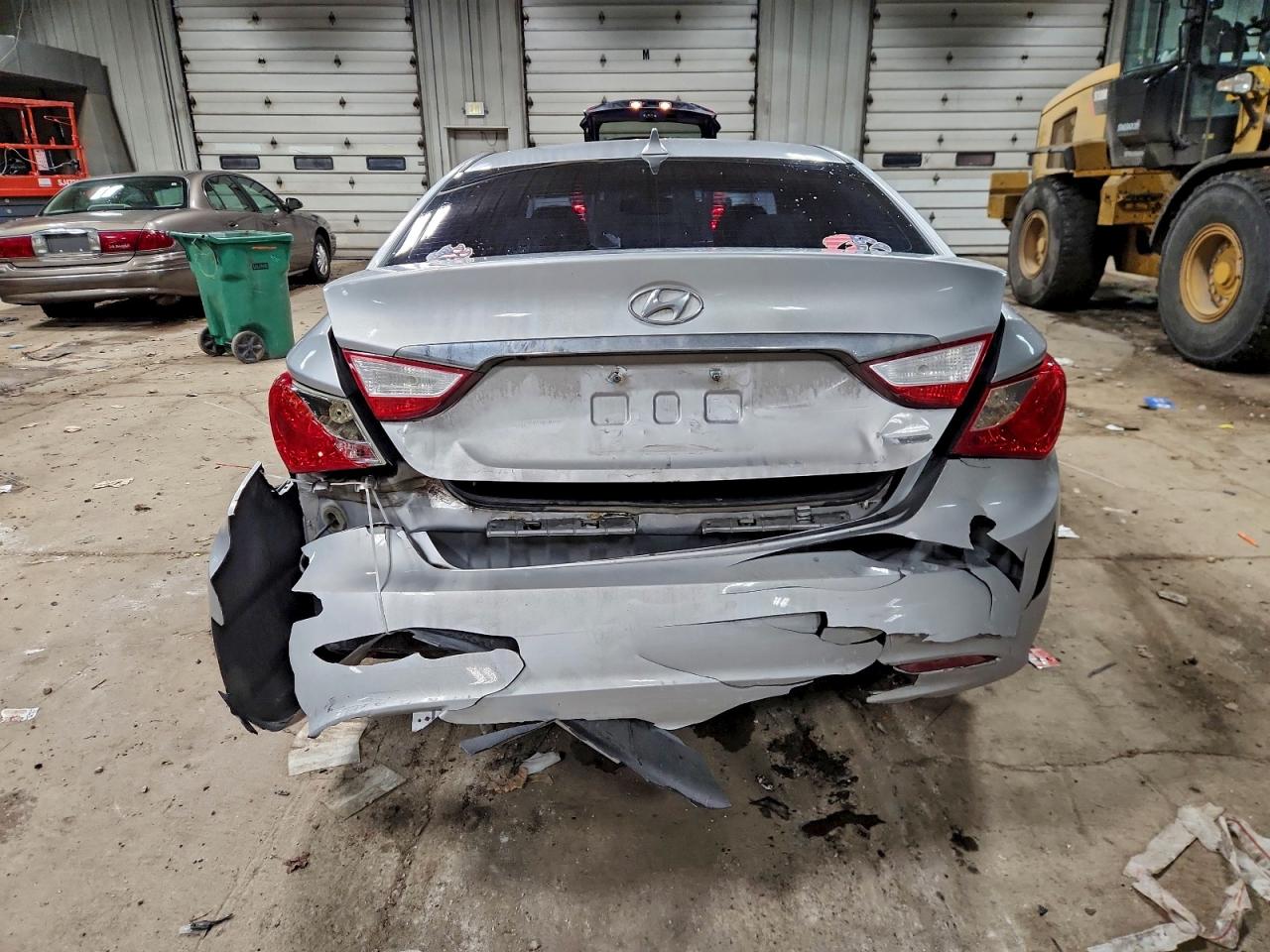 2011 HYUNDAI SONATA SE photo 6