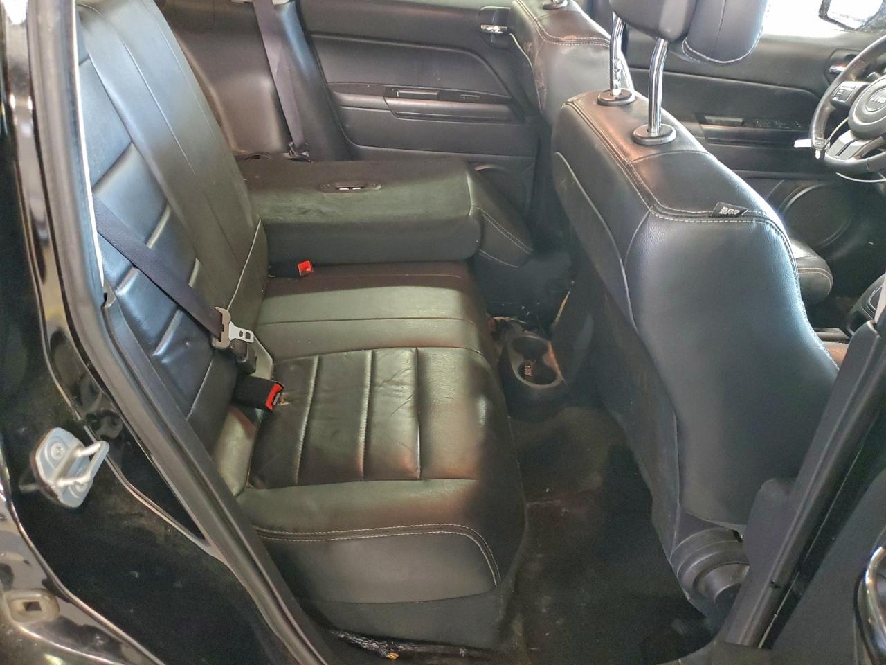 2017 JEEP PATRIOT LATITUDE photo 11