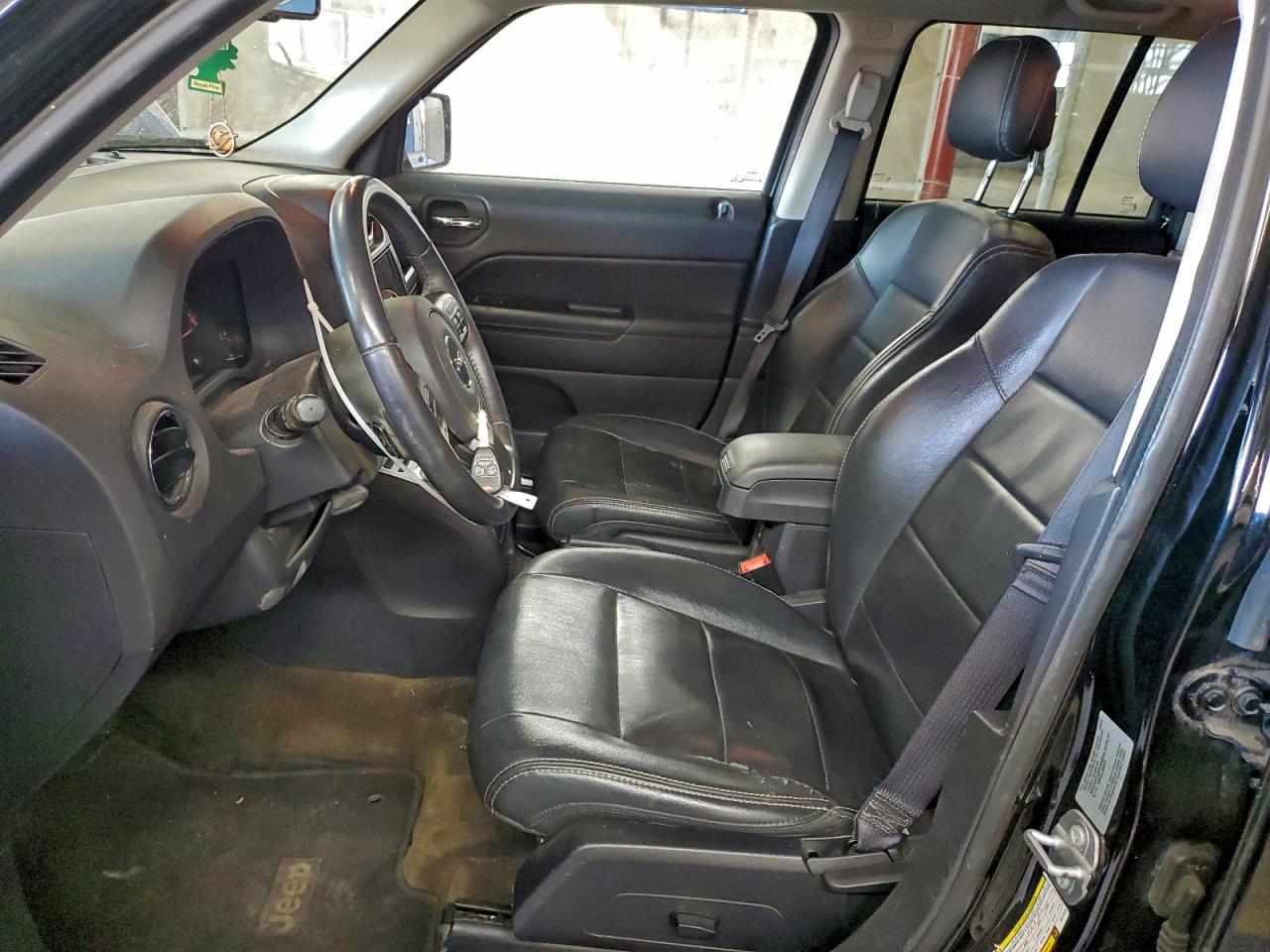 2017 JEEP PATRIOT LATITUDE photo 7