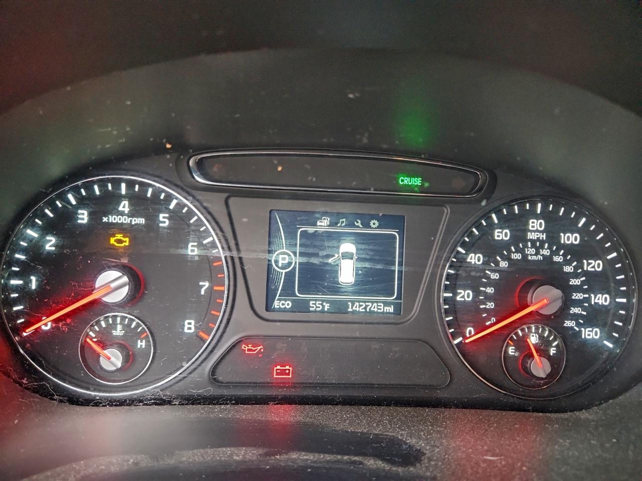 2017 KIA SORENTO LX photo 9