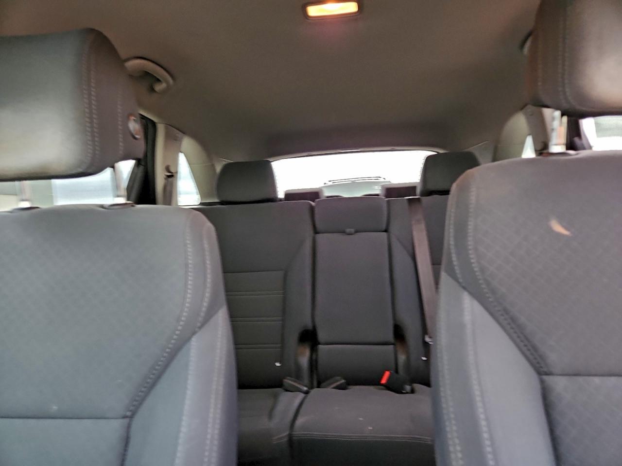 2017 KIA SORENTO LX photo 10