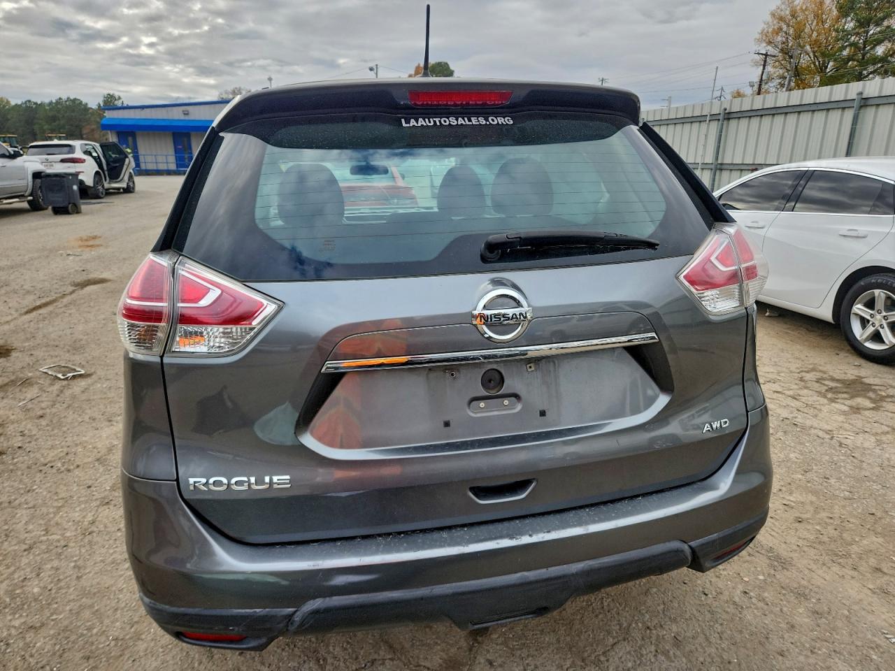 2016 NISSAN ROGUE S photo 6