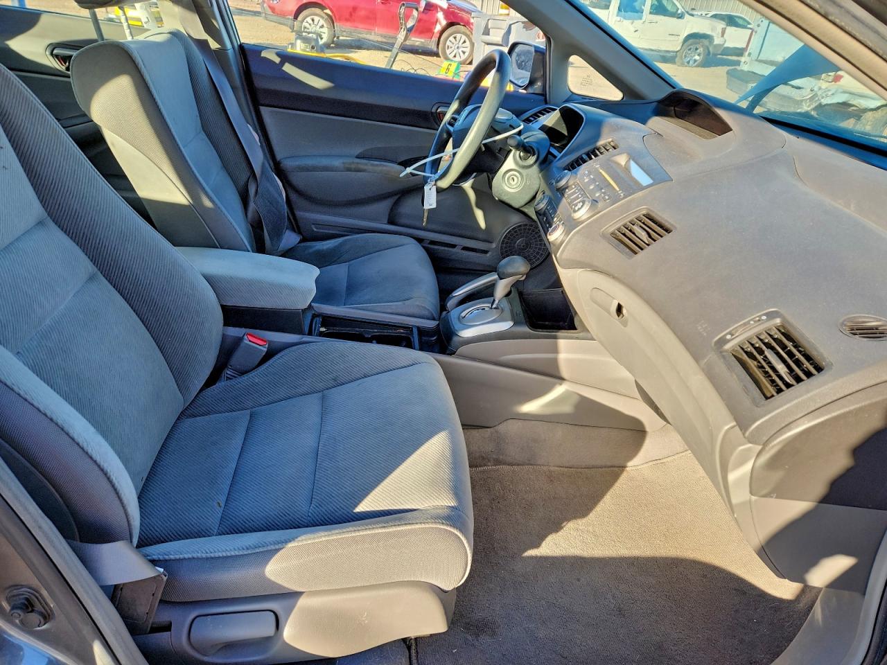 2010 HONDA CIVIC LX photo 7