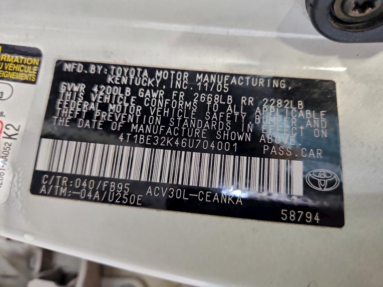 2006 TOYOTA CAMRY LE photo 13