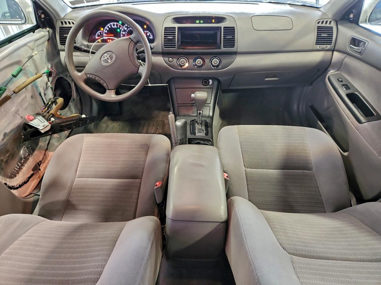 2006 TOYOTA CAMRY LE photo 8