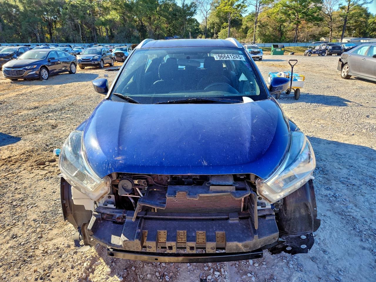 2018 NISSAN KICKS S photo 5