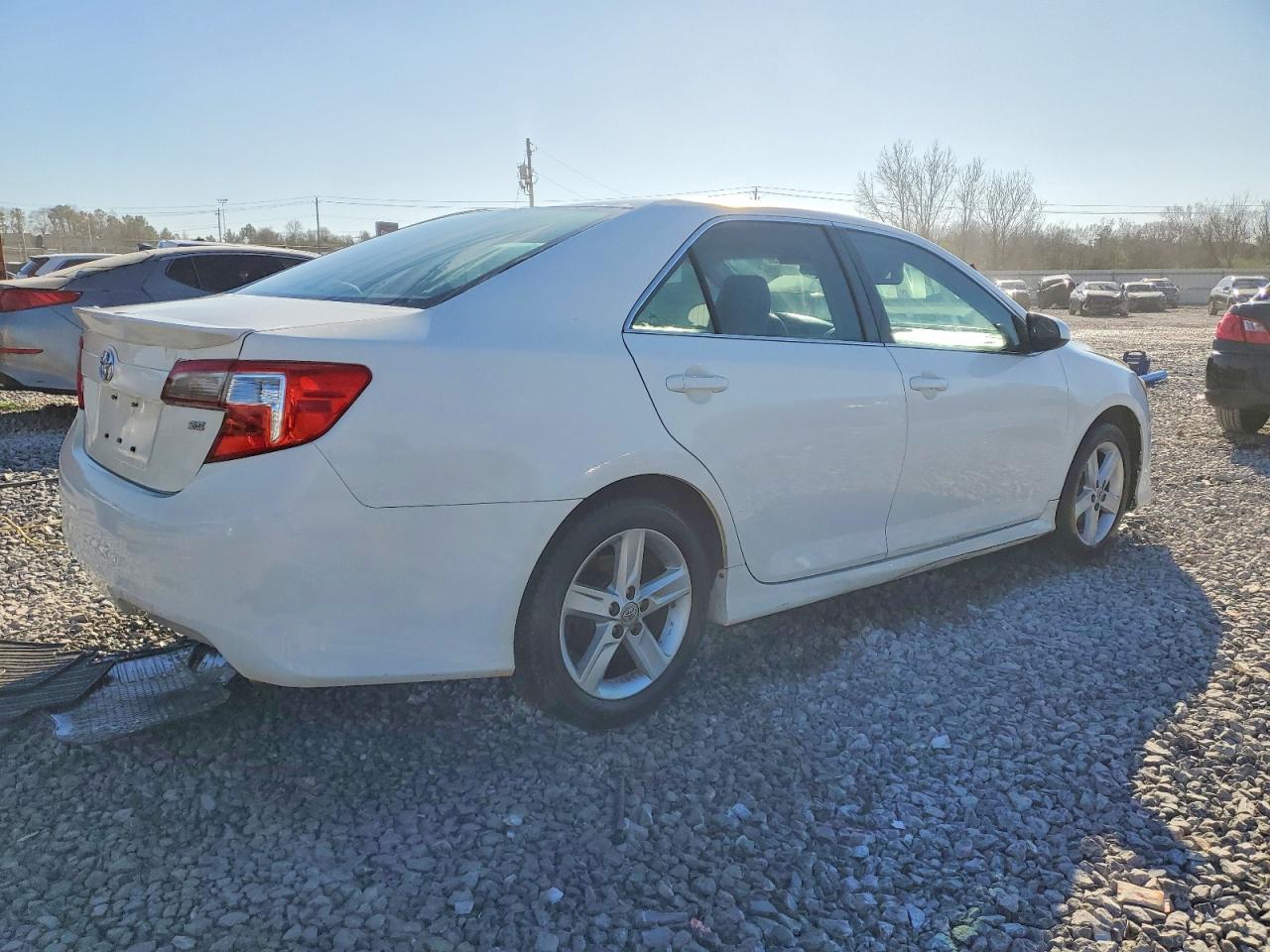2012 TOYOTA CAMRY BASE photo 3