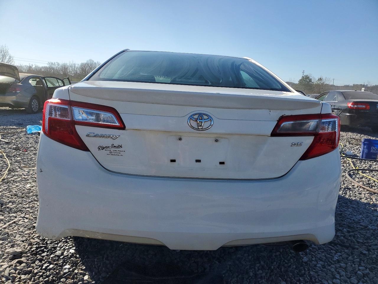 2012 TOYOTA CAMRY BASE photo 6