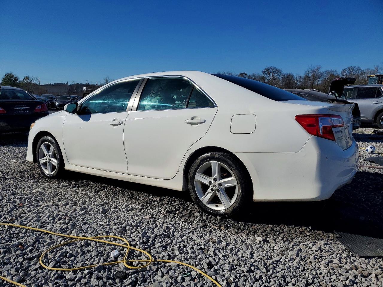 2012 TOYOTA CAMRY BASE photo 2