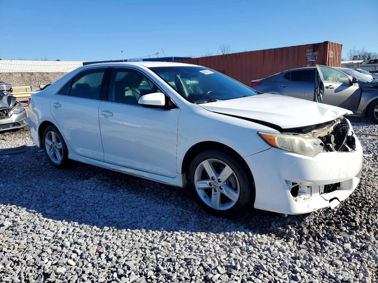 2012 TOYOTA CAMRY BASE photo 4