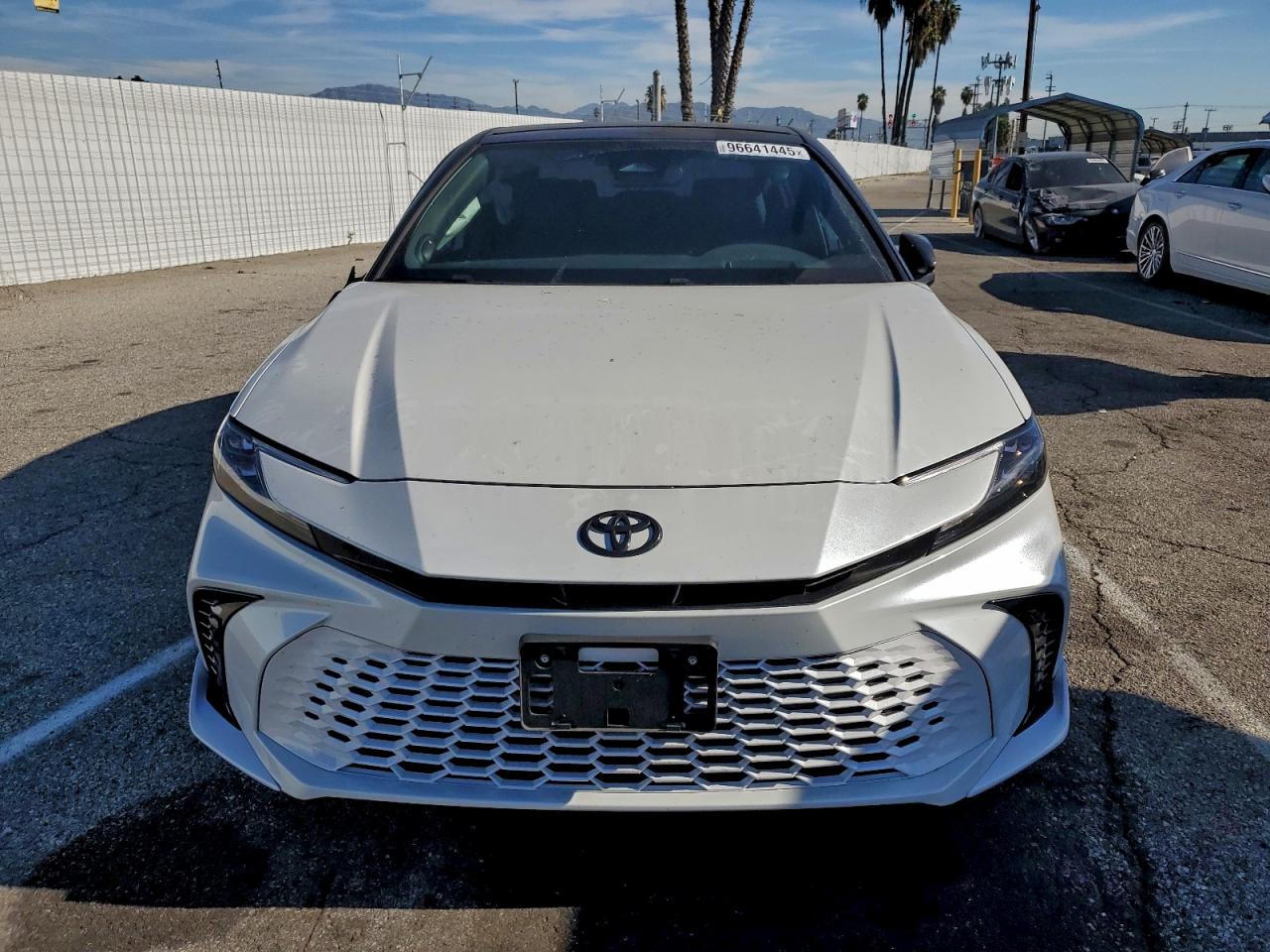 2025 TOYOTA CAMRY XSE photo 5