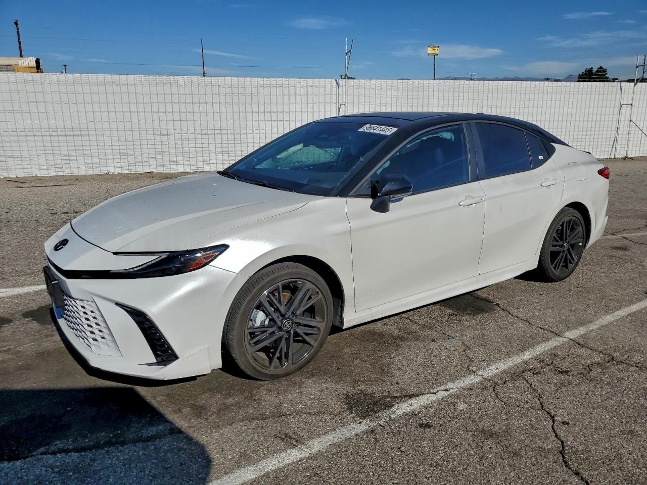 2025 TOYOTA CAMRY