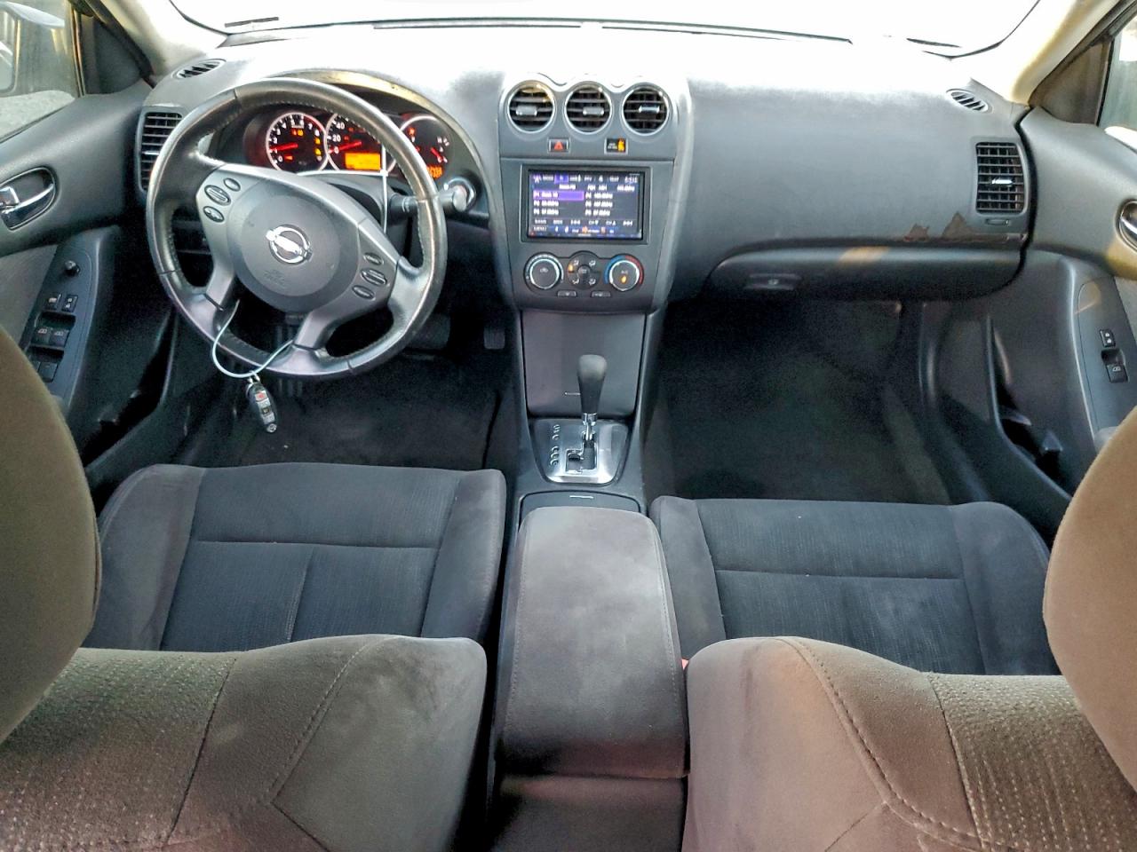 2011 NISSAN ALTIMA BASE photo 8