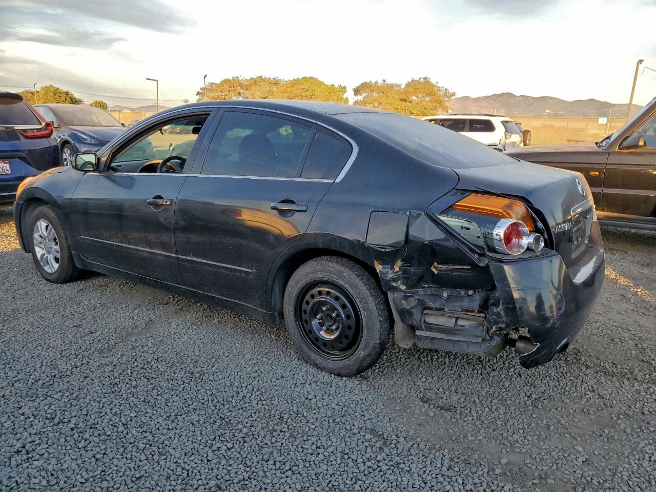 2011 NISSAN ALTIMA BASE photo 2