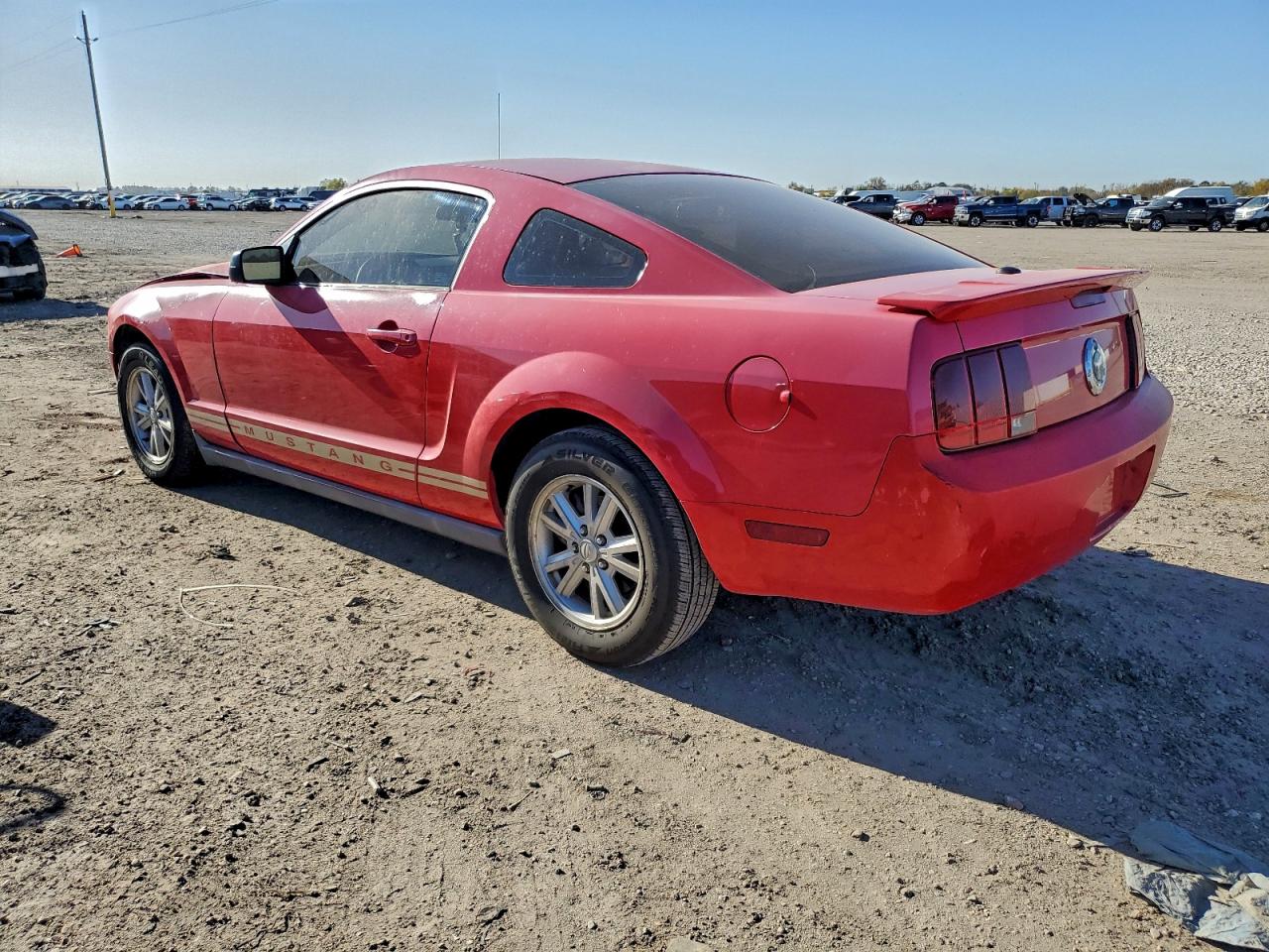2007 FORD MUSTANG photo 2