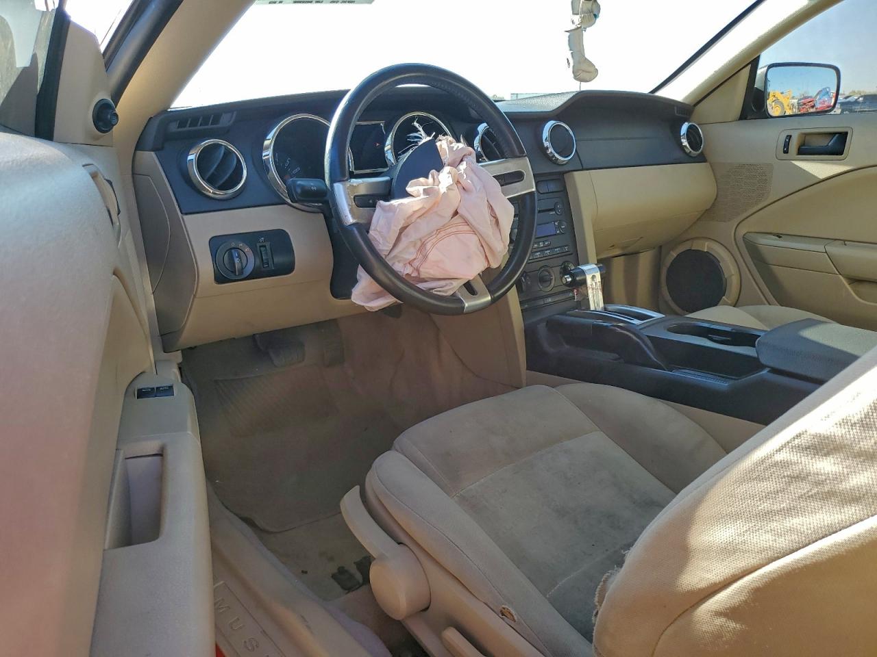 2007 FORD MUSTANG photo 8