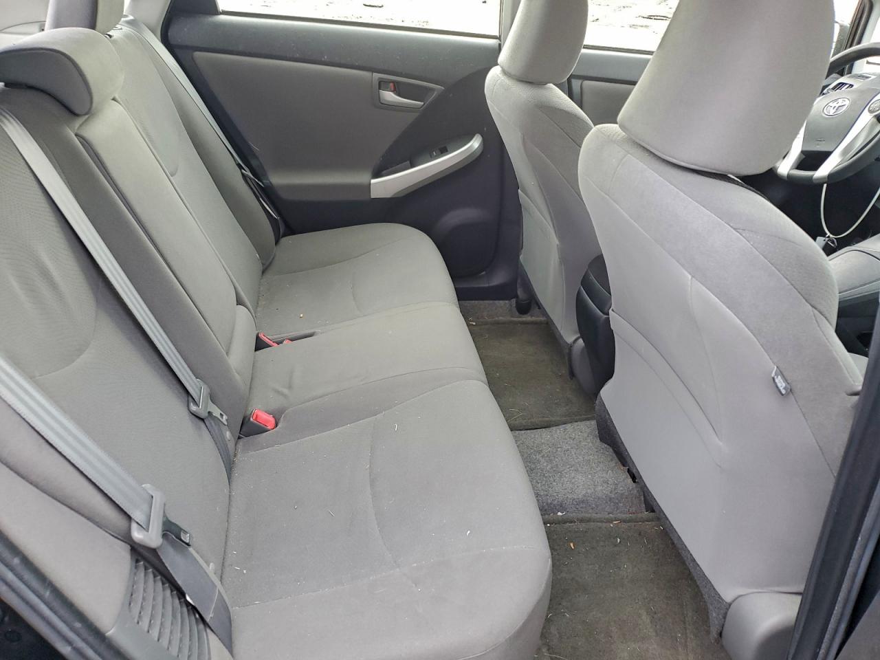 2014 TOYOTA PRIUS photo 10