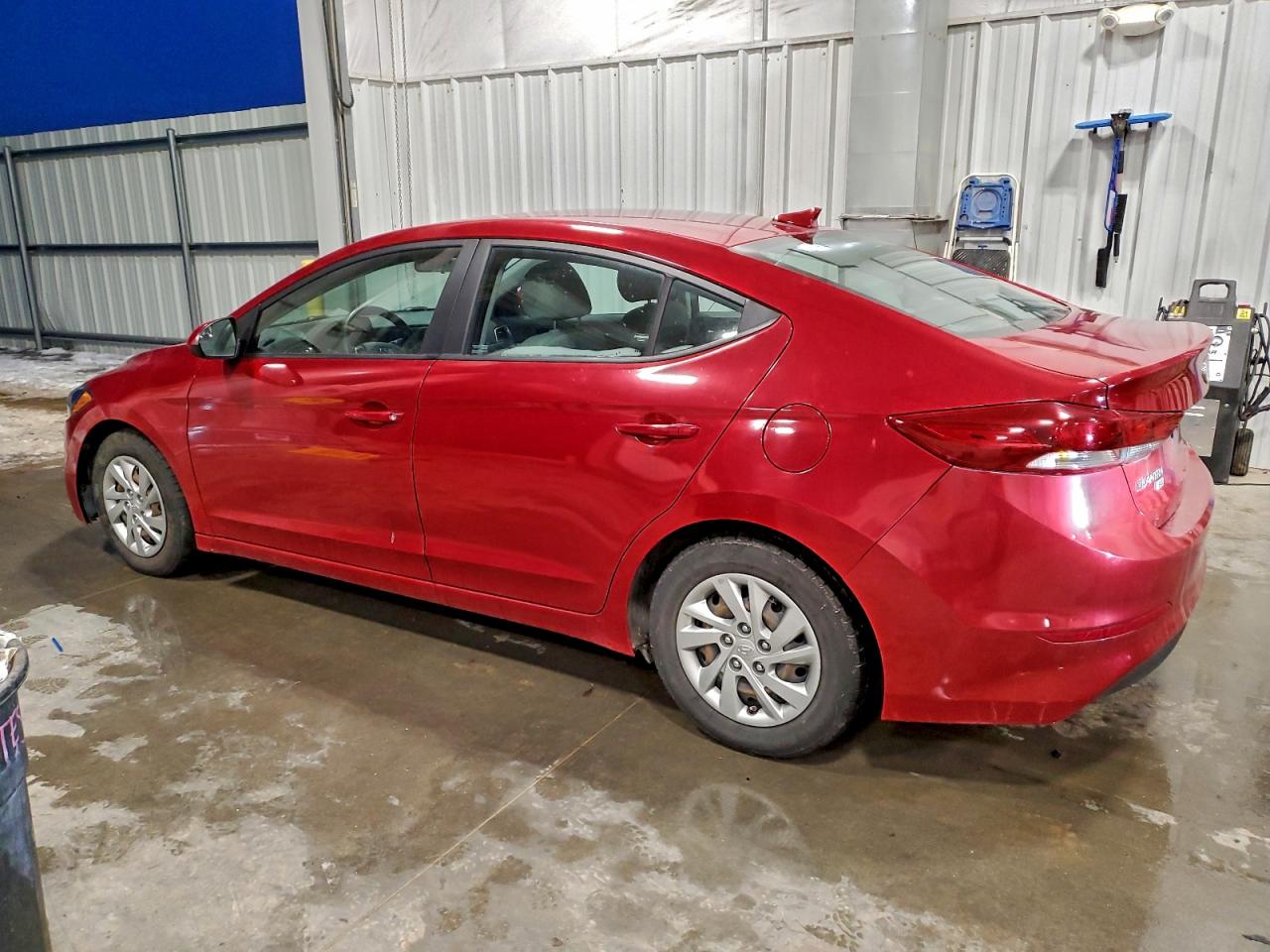 2017 HYUNDAI ELANTRA SE photo 2